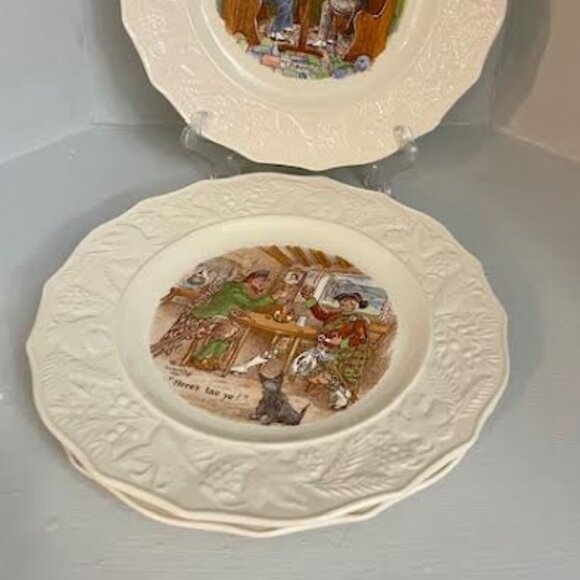 Set of 4 Fondeville Ambassador Plates, Luncheon/Salad Plates  "English Toasting" - Picture 5 of 13